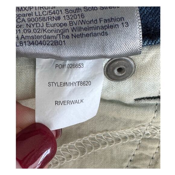 NWT NYDJ Emma Relaxed Slender Jeans in Riverwalk Size 4 - Picture 10 of 12